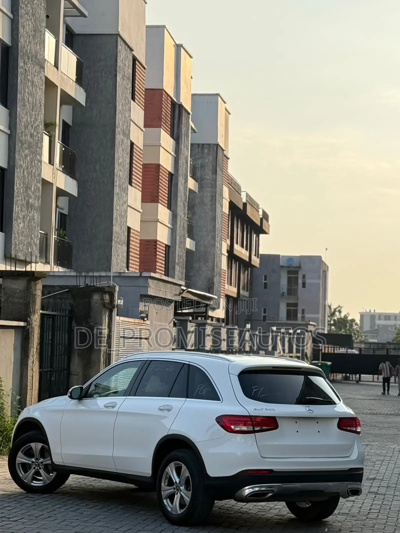 Mercedes-Benz GLC-Class 2017 White