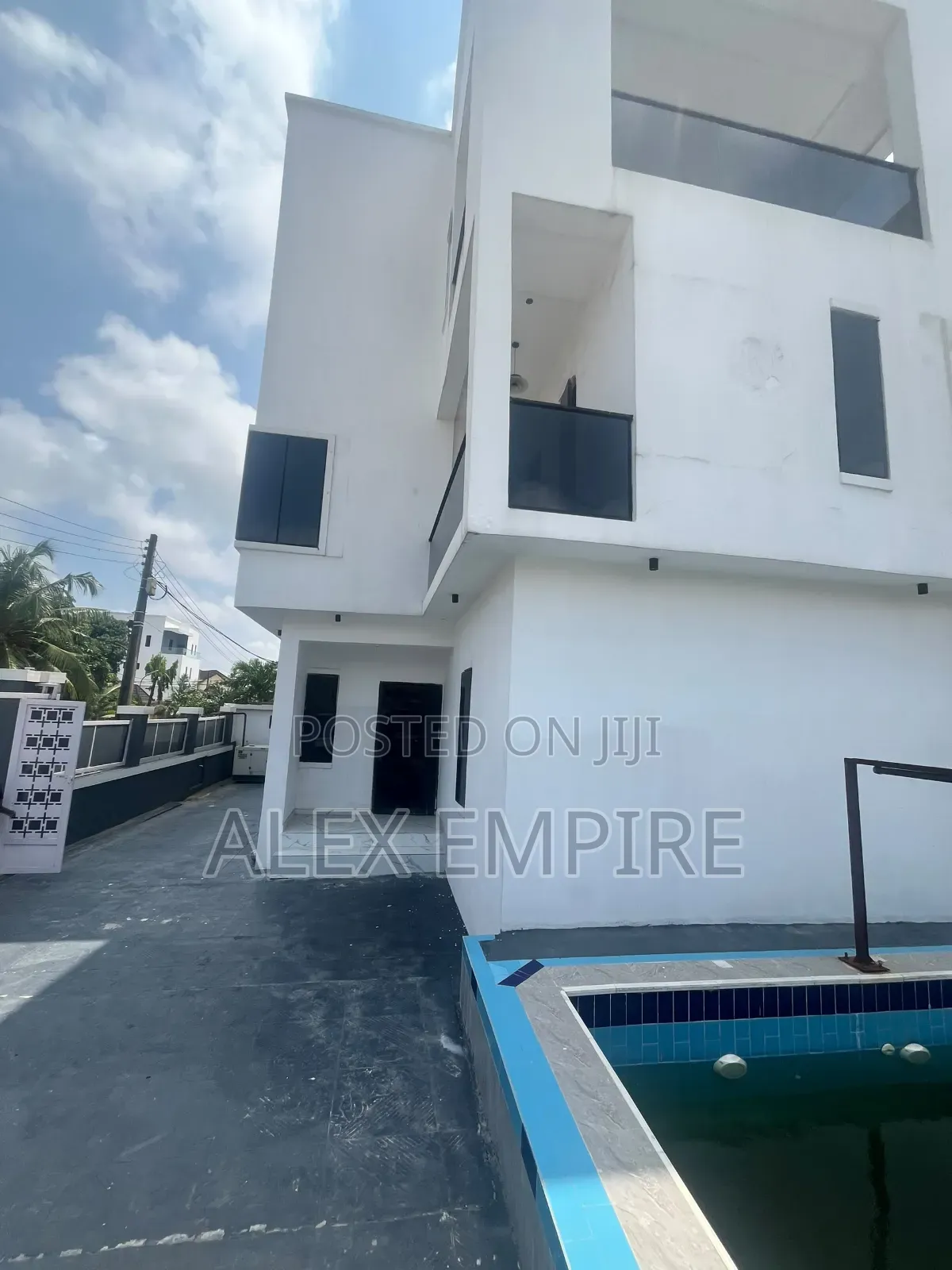 5bdrm Duplex in Festac for rent