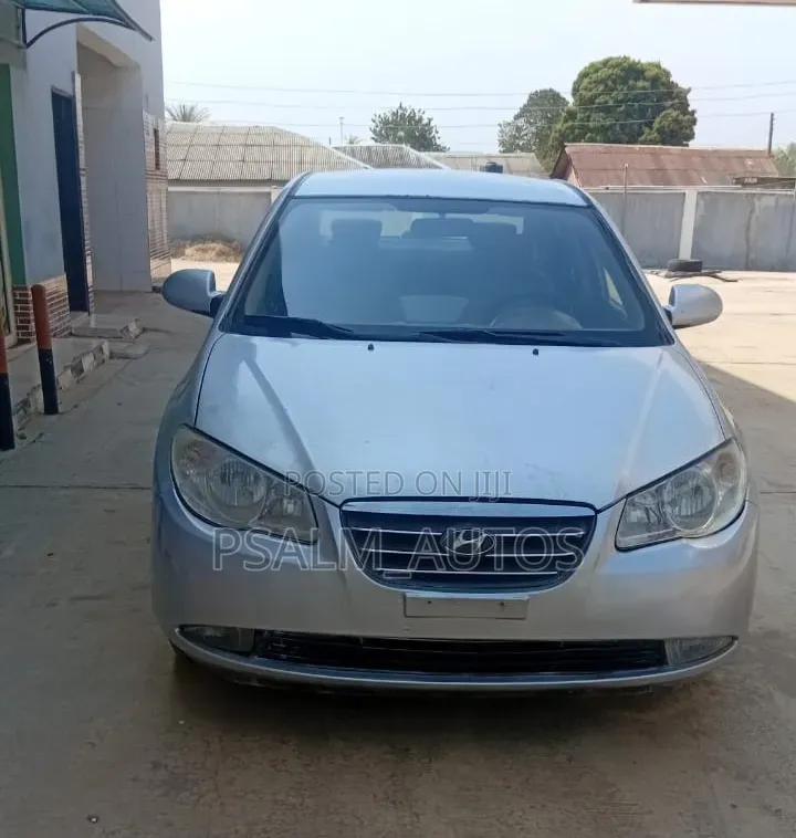 Hyundai Elantra 2008 Silver