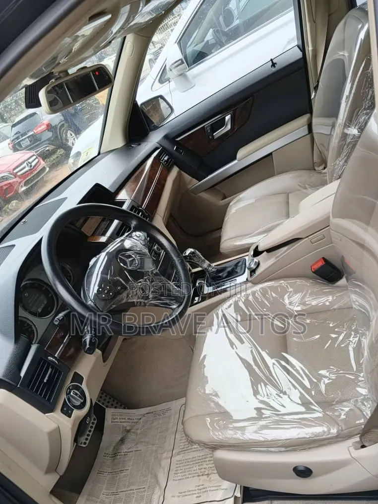 Mercedes-Benz GLK-Class 2012 Black