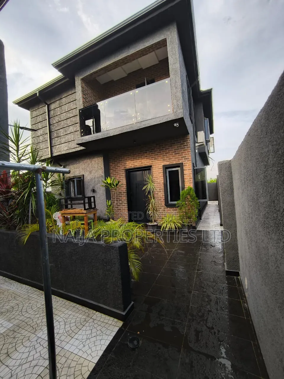 3bdrm Duplex in Eko-Akete, Abijo for sale