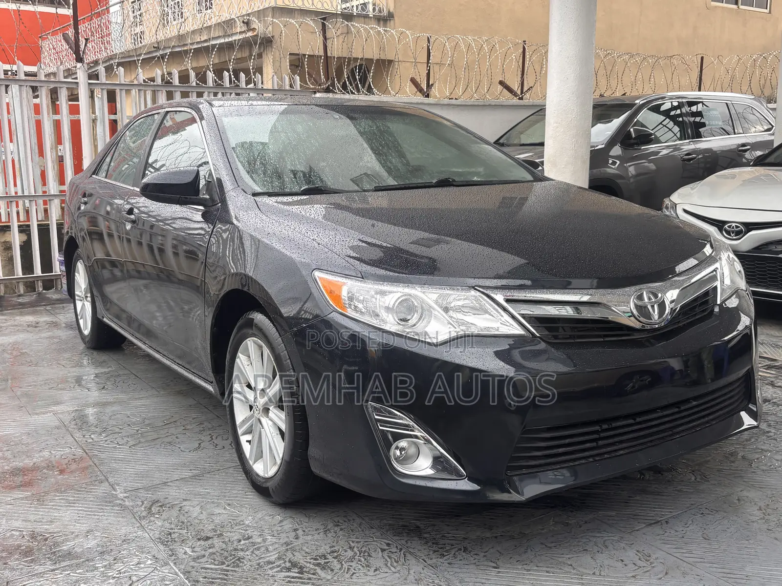 Toyota Camry XLE 4dr Sedan (2.5L 4cyl 6A) 2013 Blue