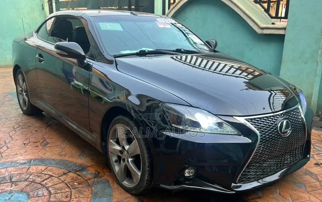 Lexus IS 250 C 2010 Black