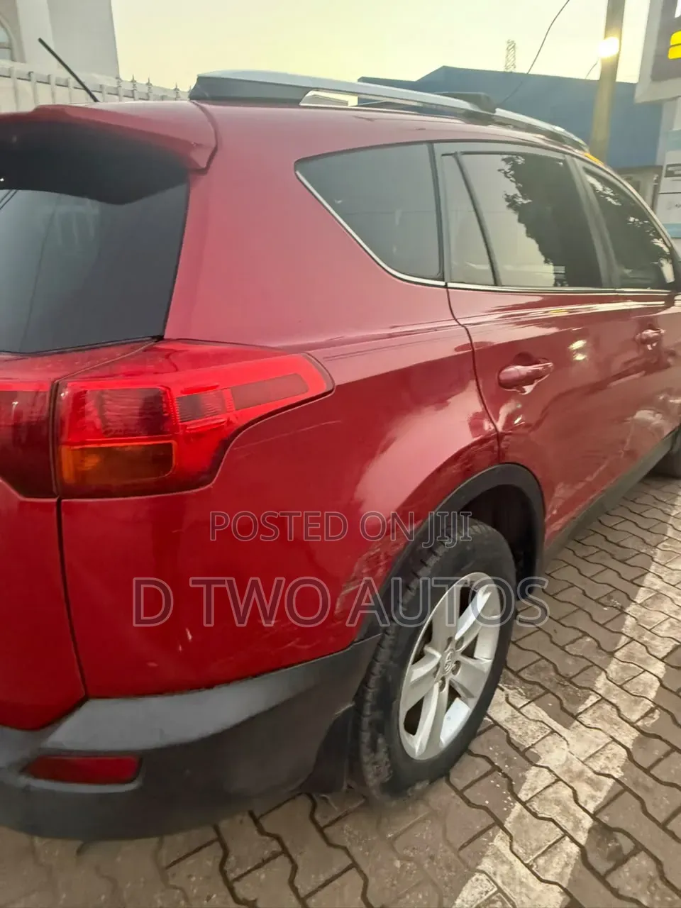 Toyota RAV4 2015 Red
