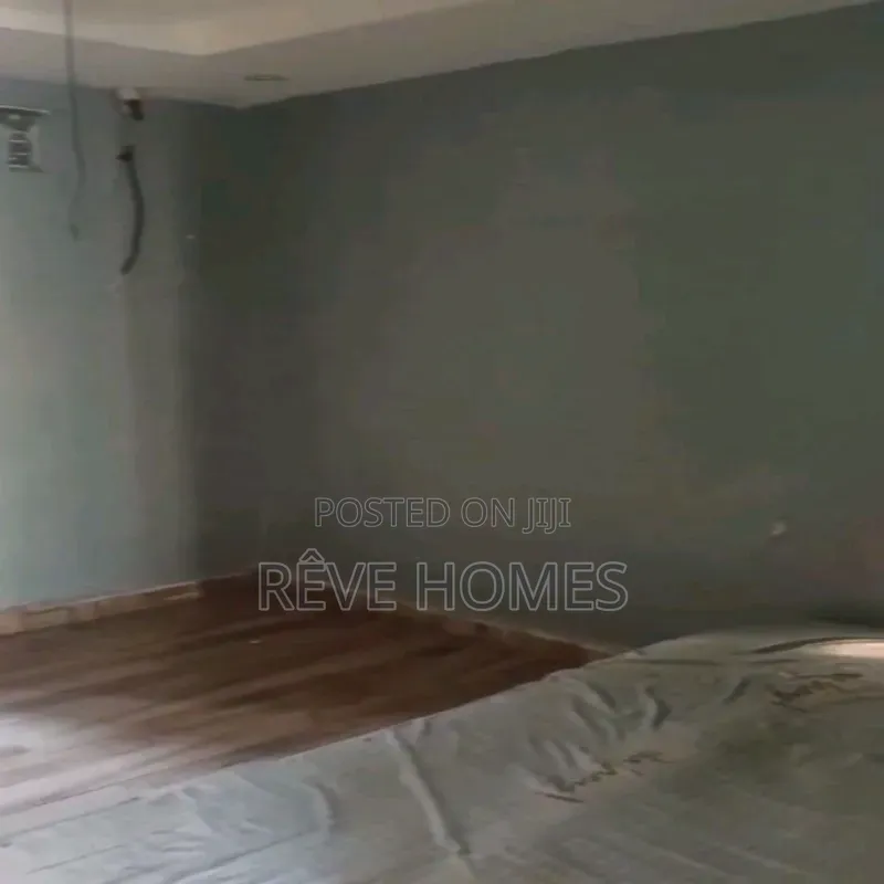 Studio Apartment in Adekunle for rent