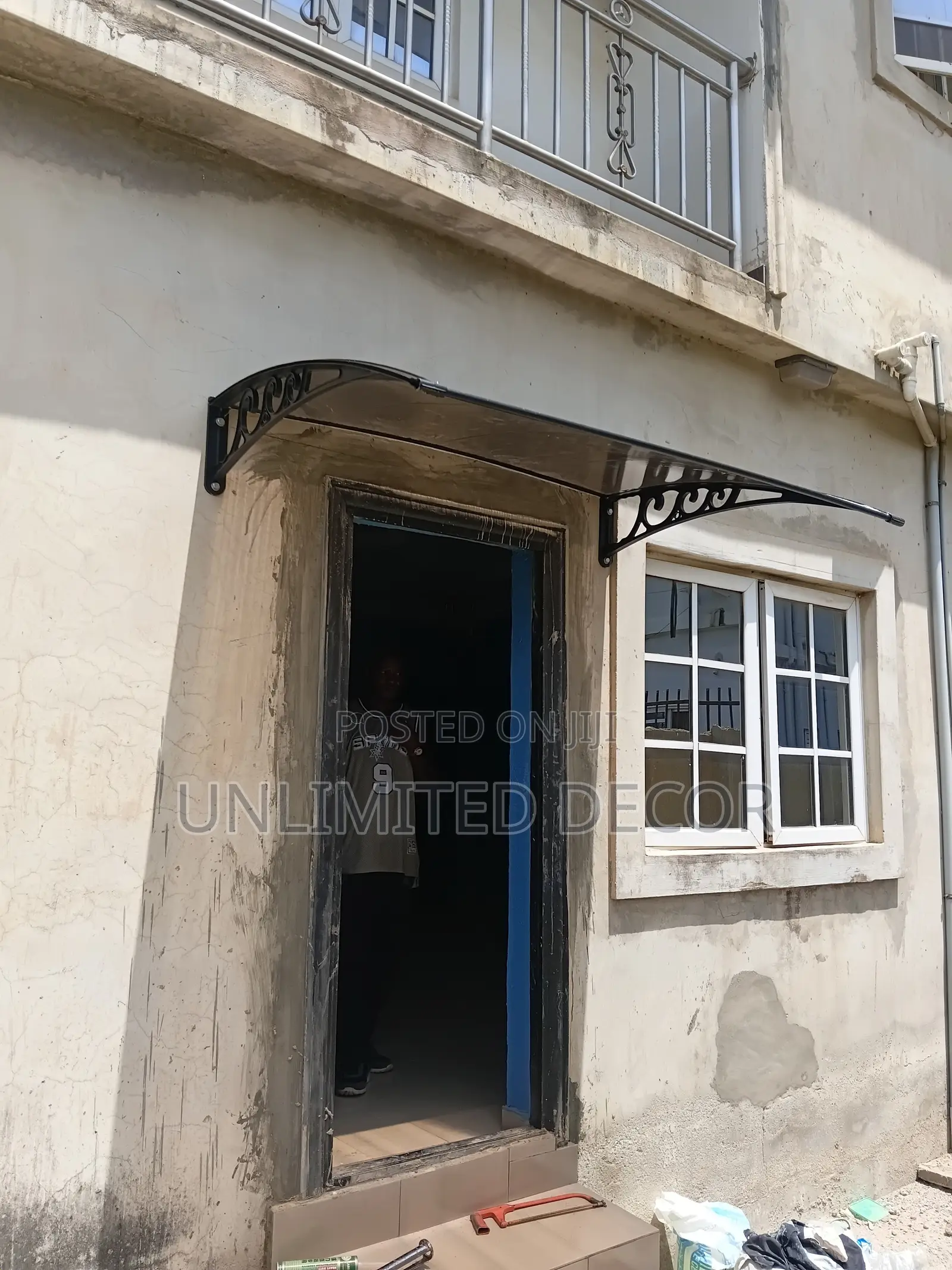 Beautiful Awnings Shade Suitable for Doors and Windows