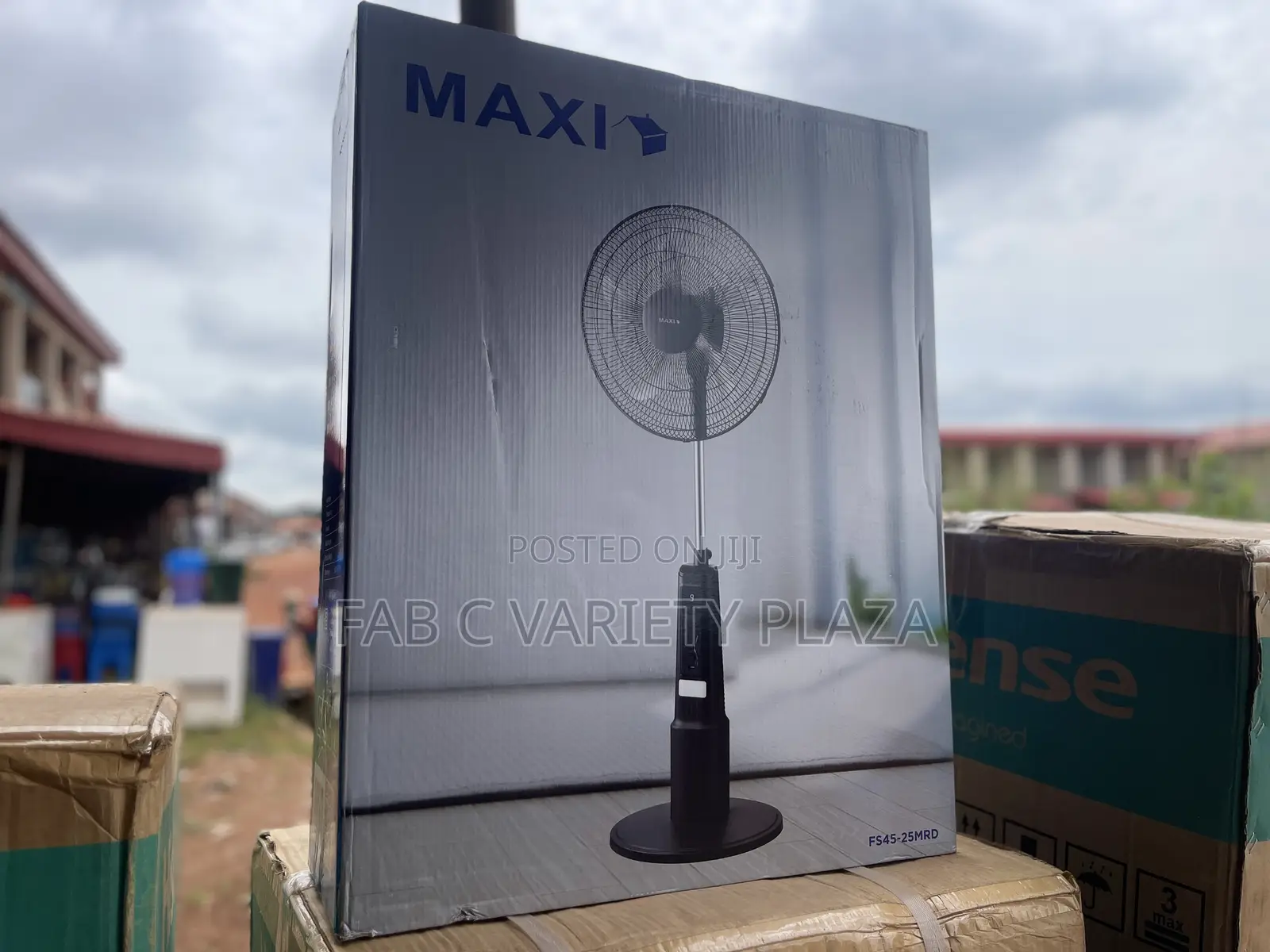 Maxi 18inch Rechargeable Fan!!