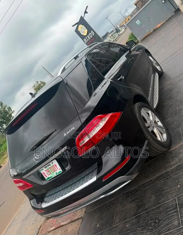 Mercedes-Benz M Class ML350 4MATIC 4dr SUV AWD (3.5L 6cyl 7A) 2015