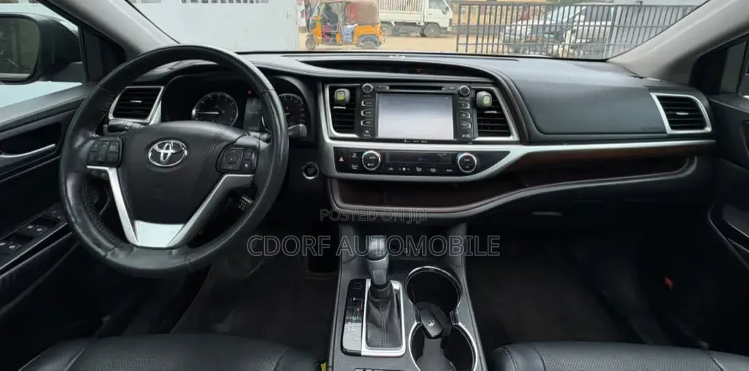 Toyota Highlander 2016 Black