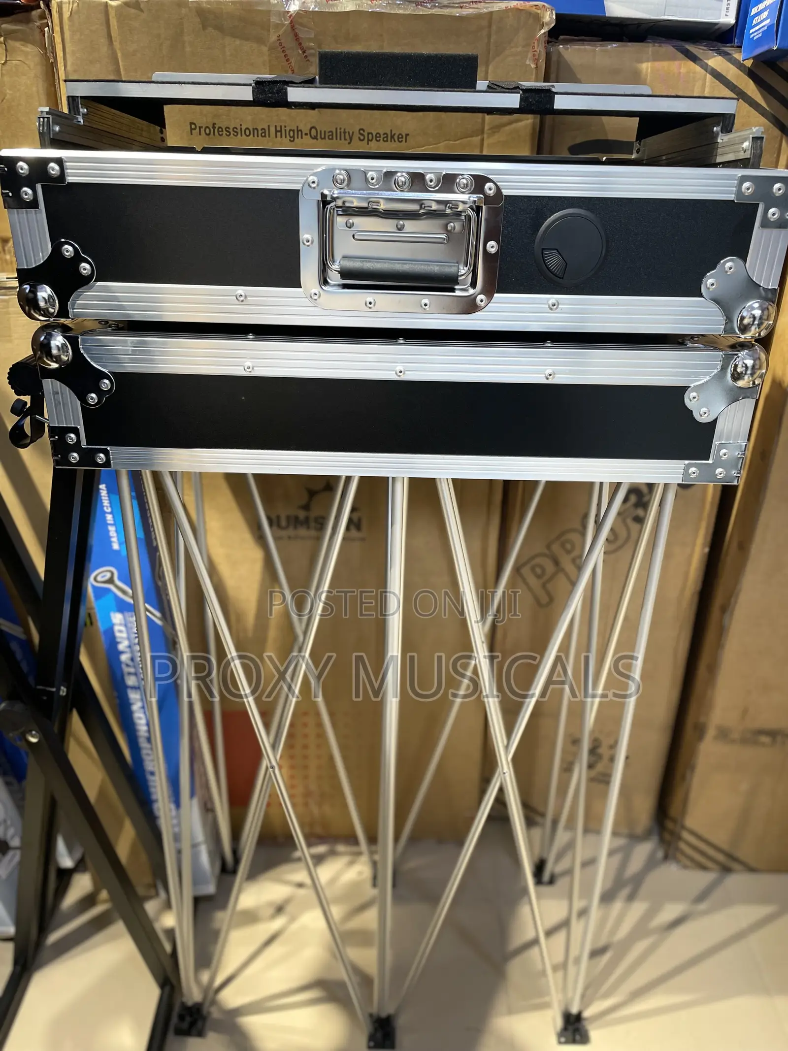 Rev1 Controller Box/Flight Case Stand