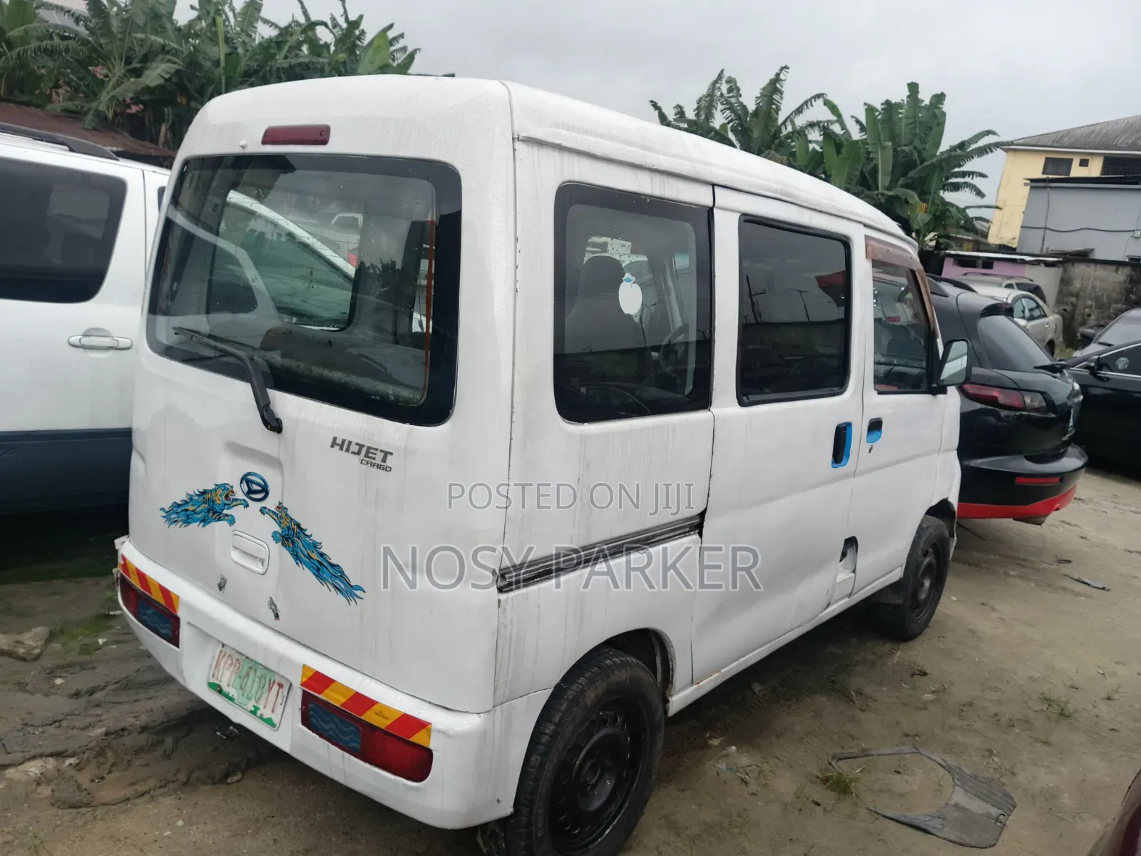 Daihatsu Hijet 2004 White