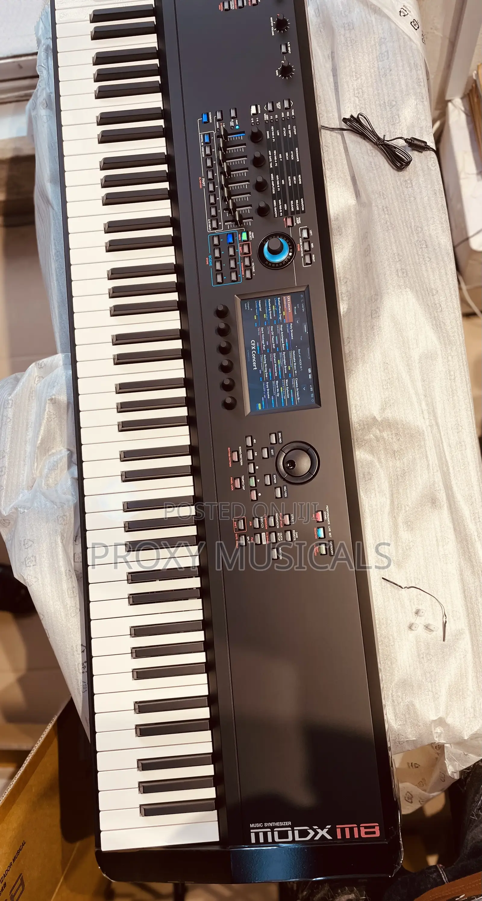 Yamaha Keyboard MODX M8 - 88 Keys Synthesizer Workstation