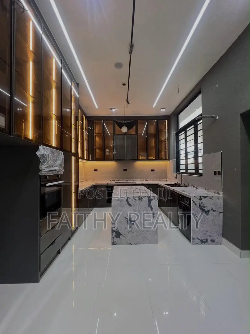4bdrm Duplex in Orchid, Lekki for sale