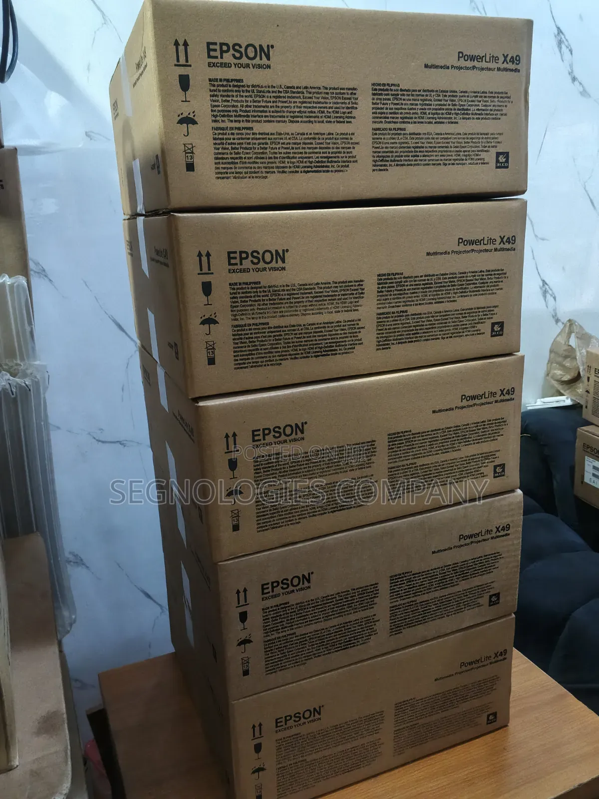 EPSON Powerlite X49 3600_lumens 3LCD Projector