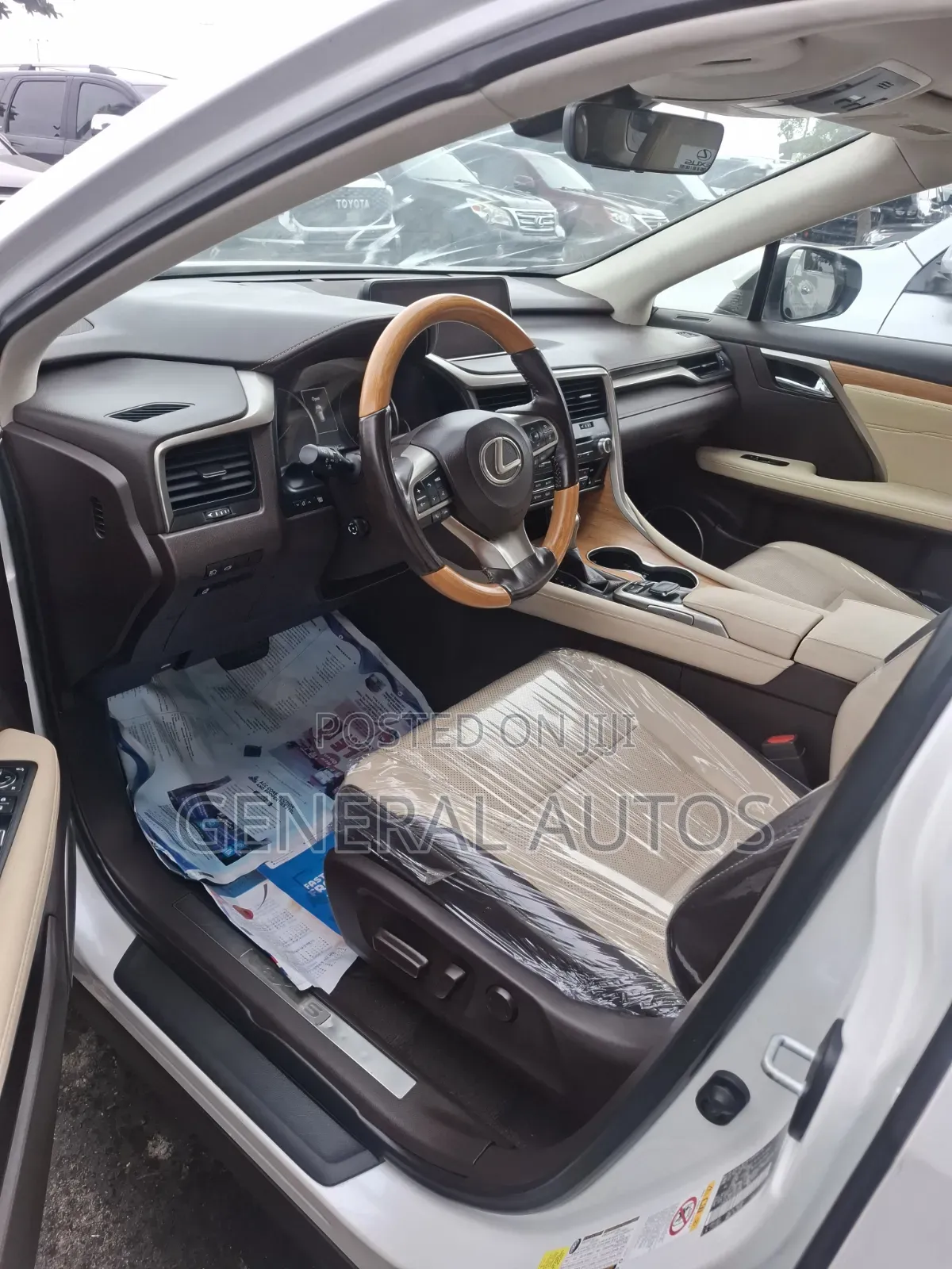 Lexus RX 2019 White