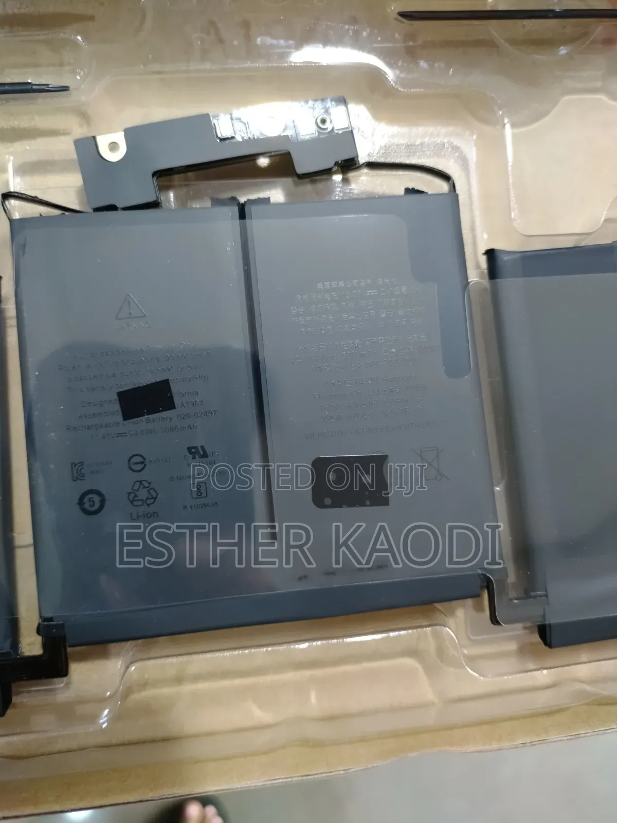 Macbook Pro 13'' A1964 Battery for Pro 13'' A1989 Year 2018
A1964