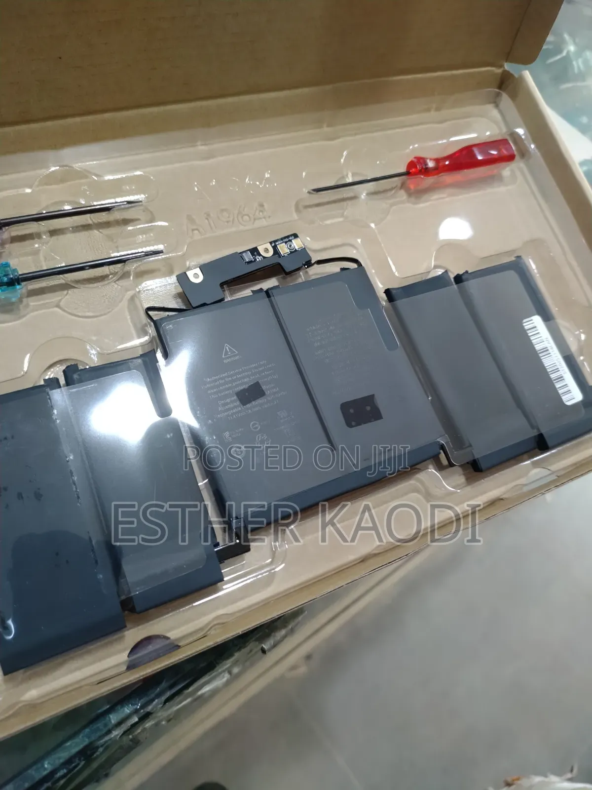 Macbook Pro 13'' A1964 Battery for Pro 13'' A1989 Year 2018
A1964