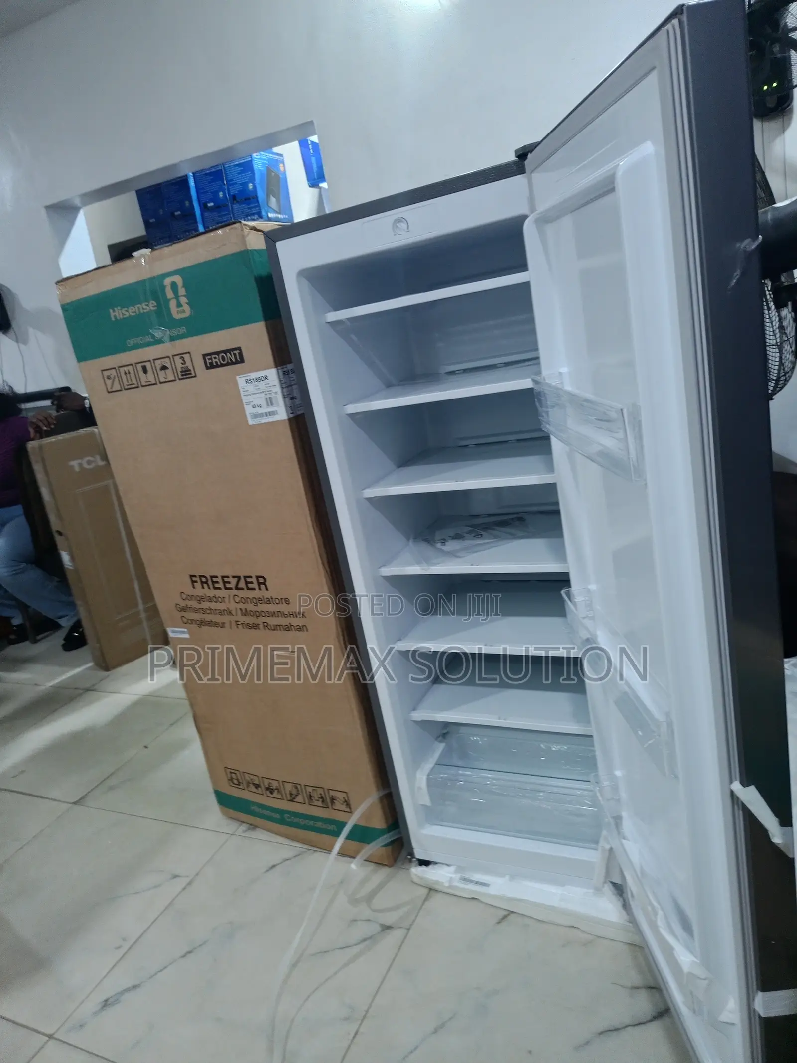 Keep Meat, Veggies Ice Cream Perfectly Frozen – Hisense RS189DR 190L