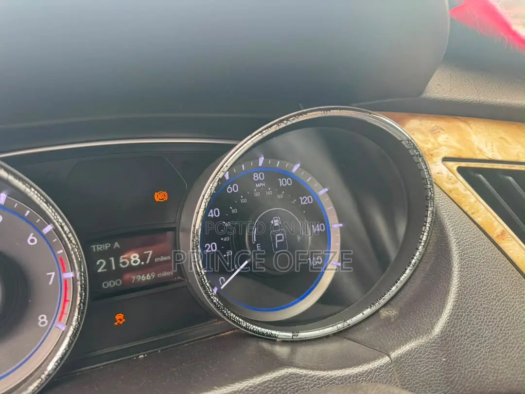 Hyundai Sonata 2013 Gold