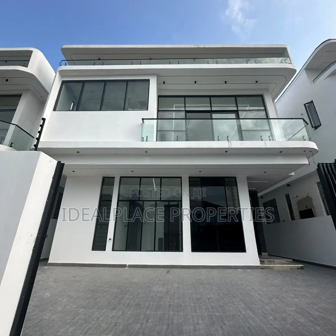 4bdrm Duplex in Lekki for sale