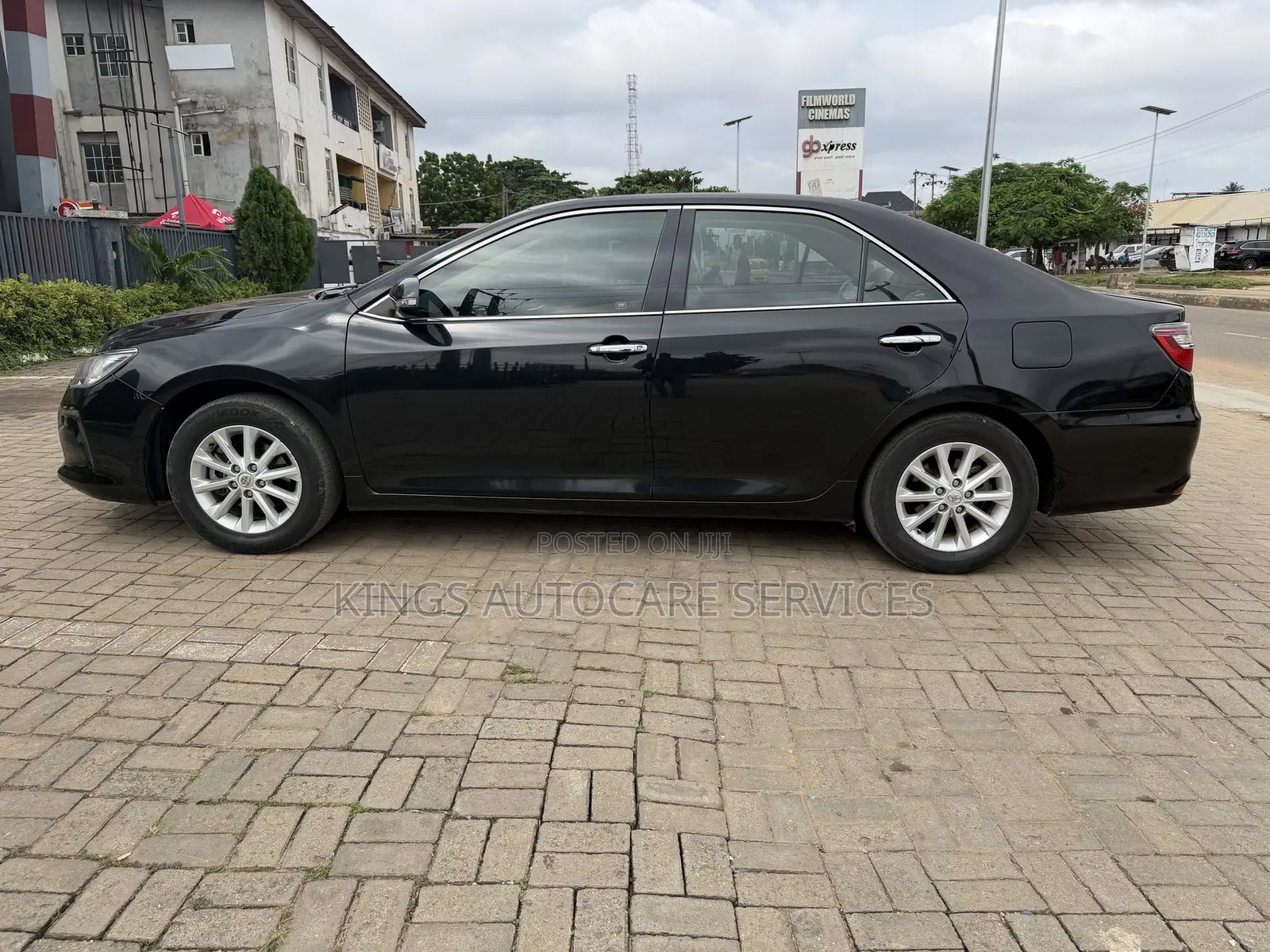 Toyota Camry XLE 4dr Sedan (2.5L 4cyl 6A) 2016 Black