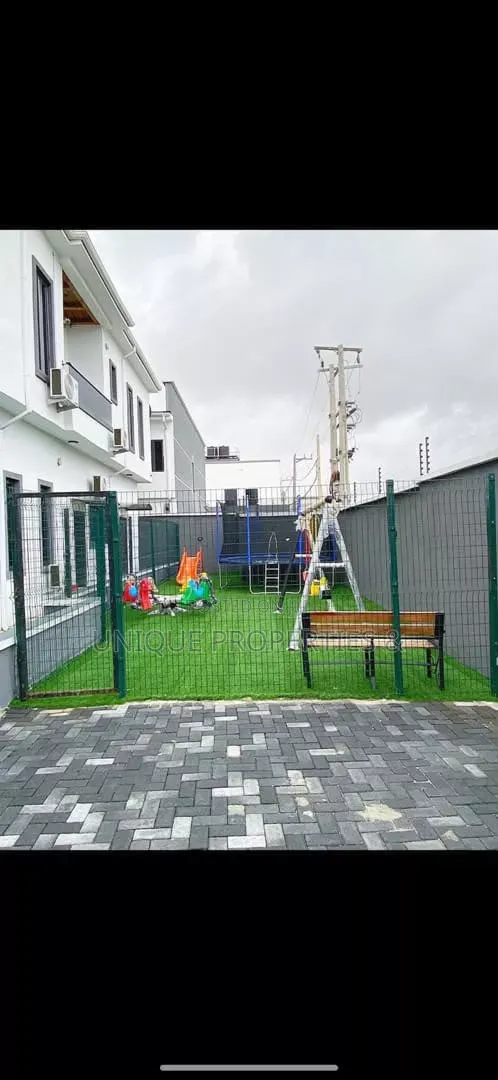 Furnished 4bdrm Duplex in Pinnock Beach Estate, Osapa london for rent