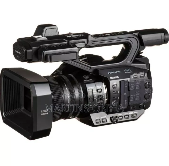 Panasonic AG-UX90