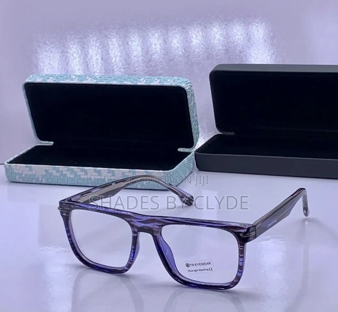 Photochromic Glasses - Style Meets Smart Tech!