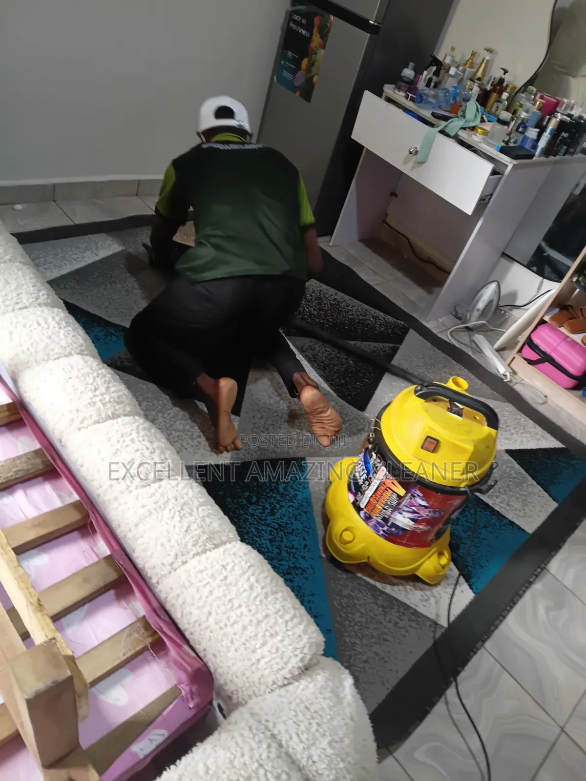 Sofa/Bedframe/Furniture Cleaning