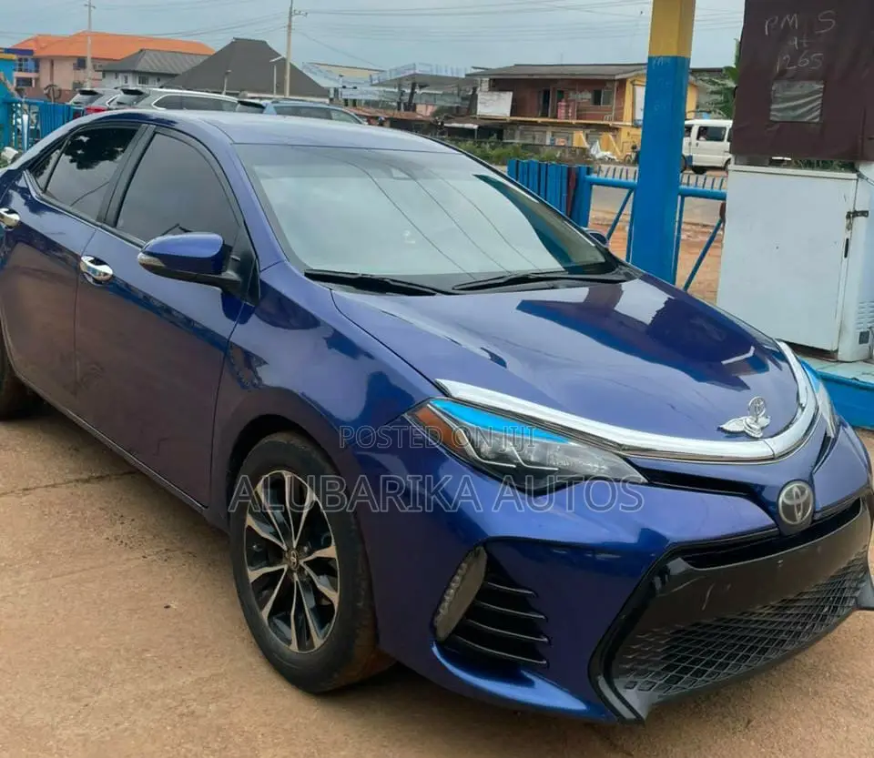 Toyota Corolla 2017 Blue