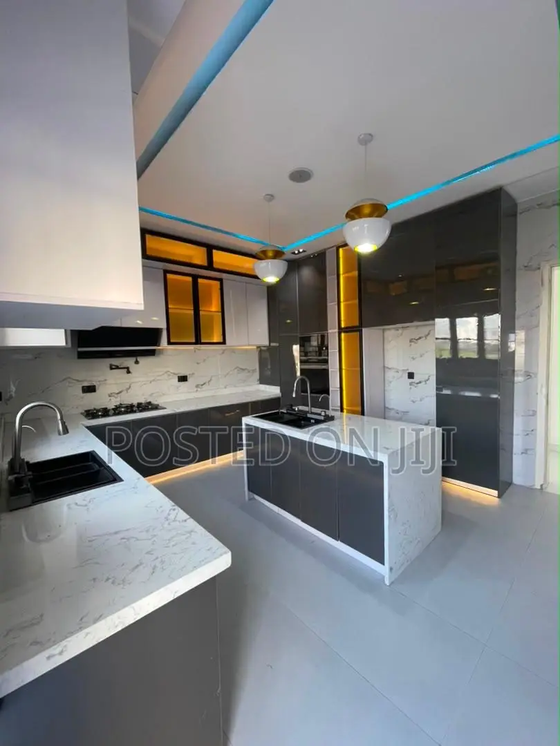 5bdrm Duplex in Ajah for sale