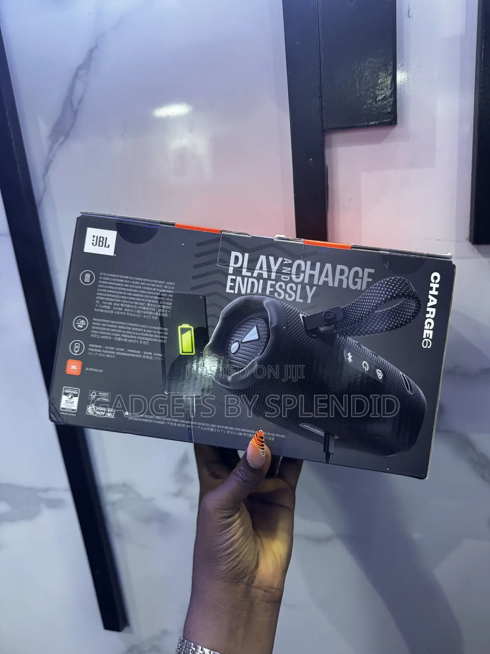 JBL Charge6