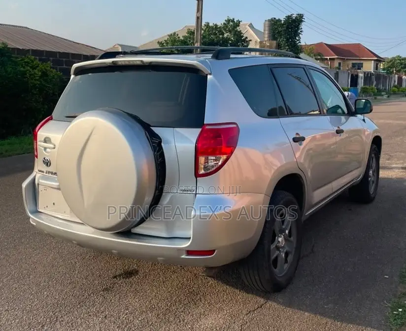 Toyota RAV4 2.0 4x4 2006 Silver