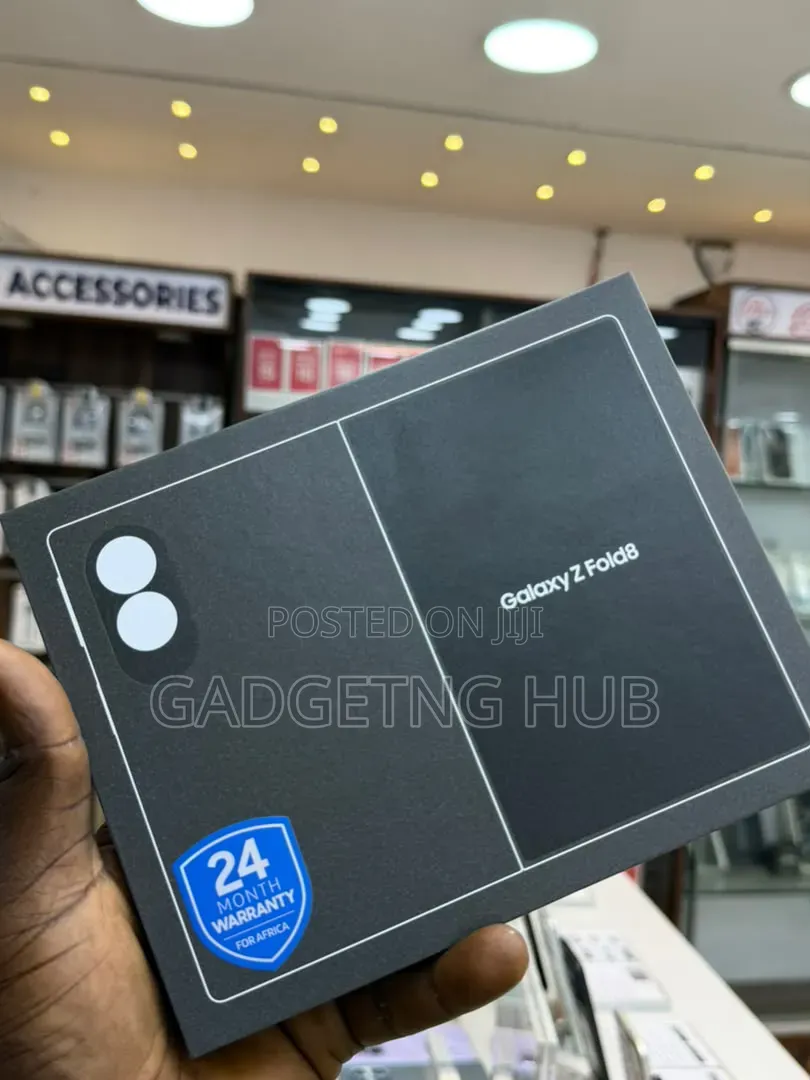 New Samsung Galaxy Z Fold8 256 GB Blue