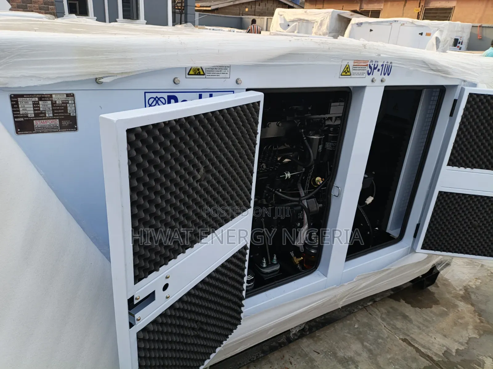 Heavy Duty 100kVA Soundproof Perkins Generator