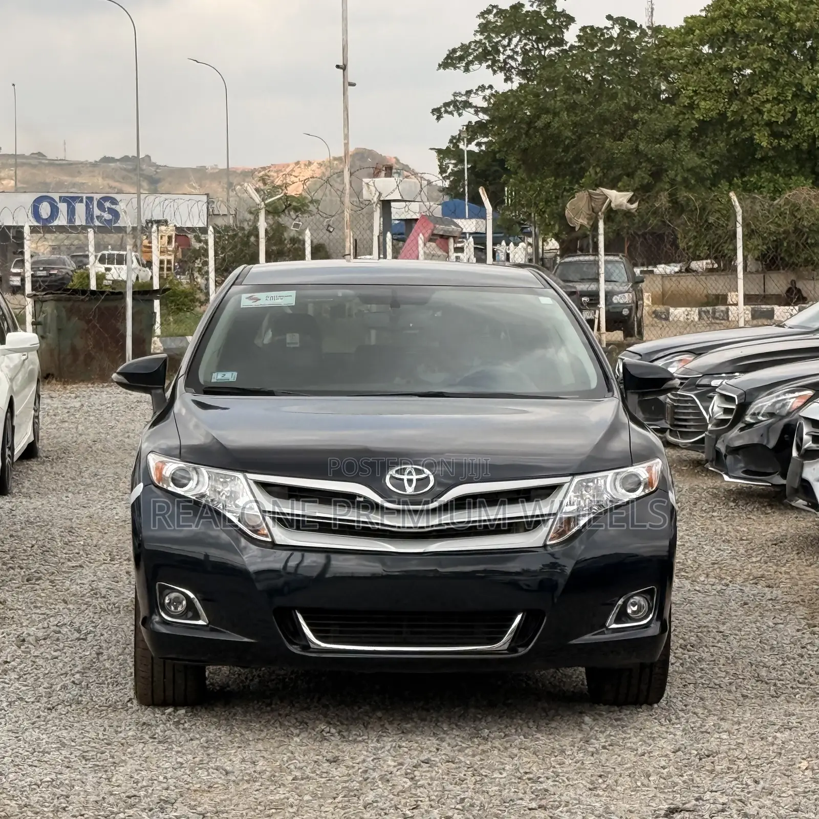 Toyota Venza LE AWD V6 2013 Black