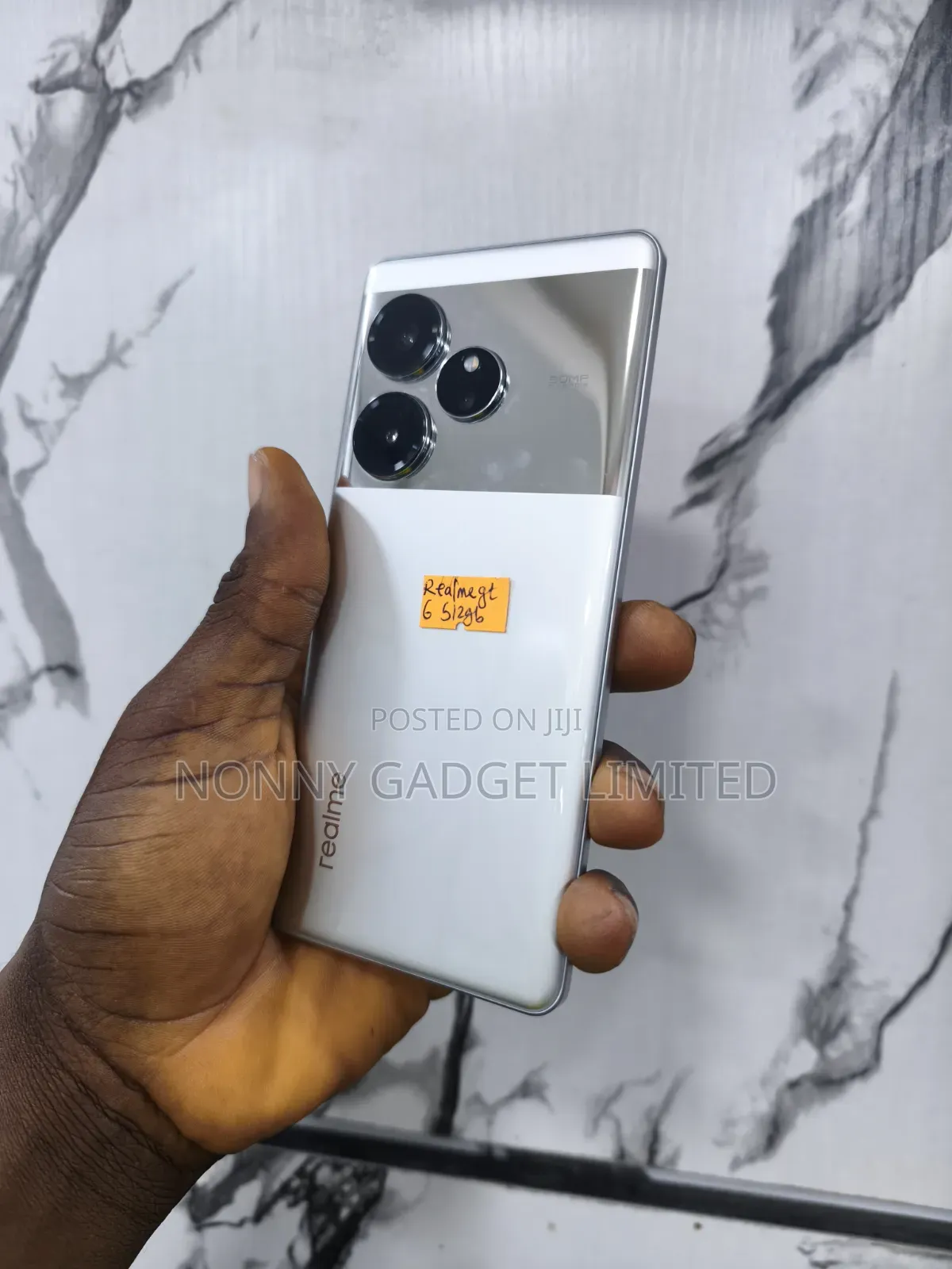 Realme GT 6 512 GB Gold