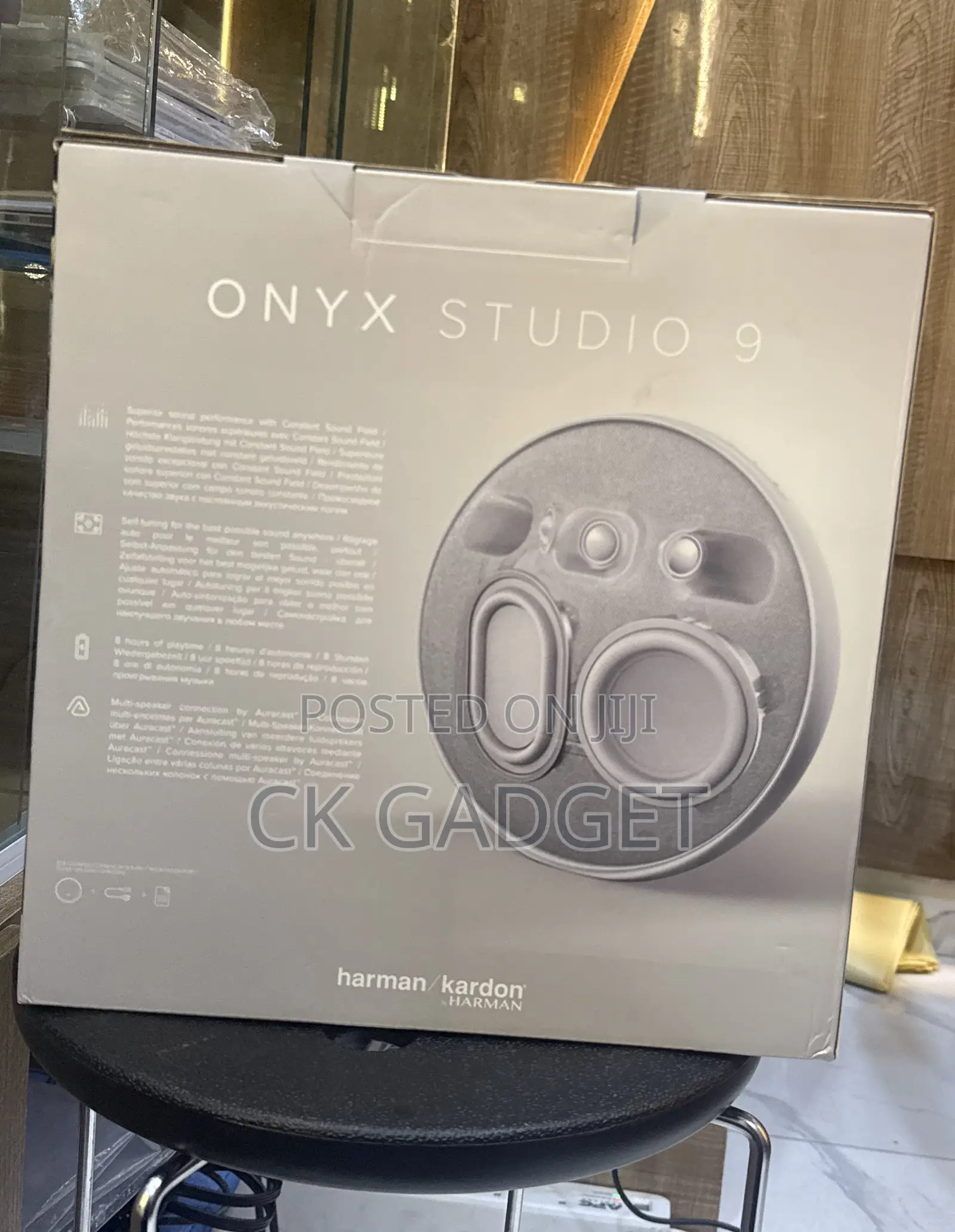 Onyx Studio 9