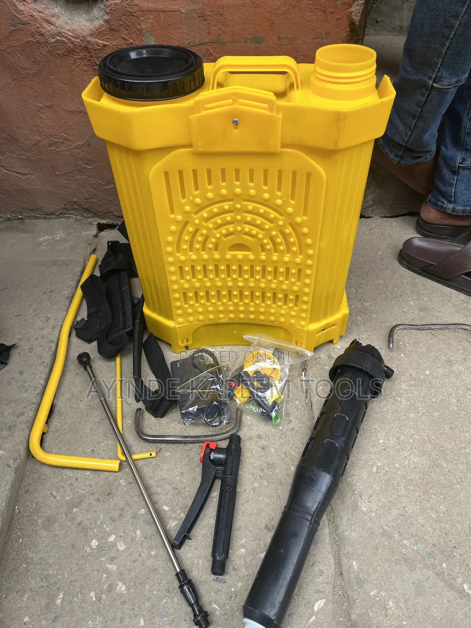 2 in 1 Elevtric Manual Operated Sprayer(16L)