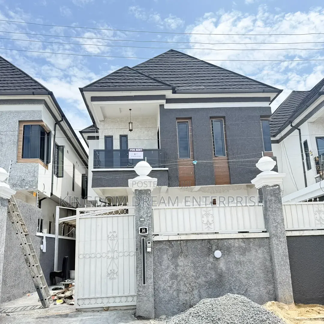 5bdrm Duplex in Chevron Drive Lekki for rent