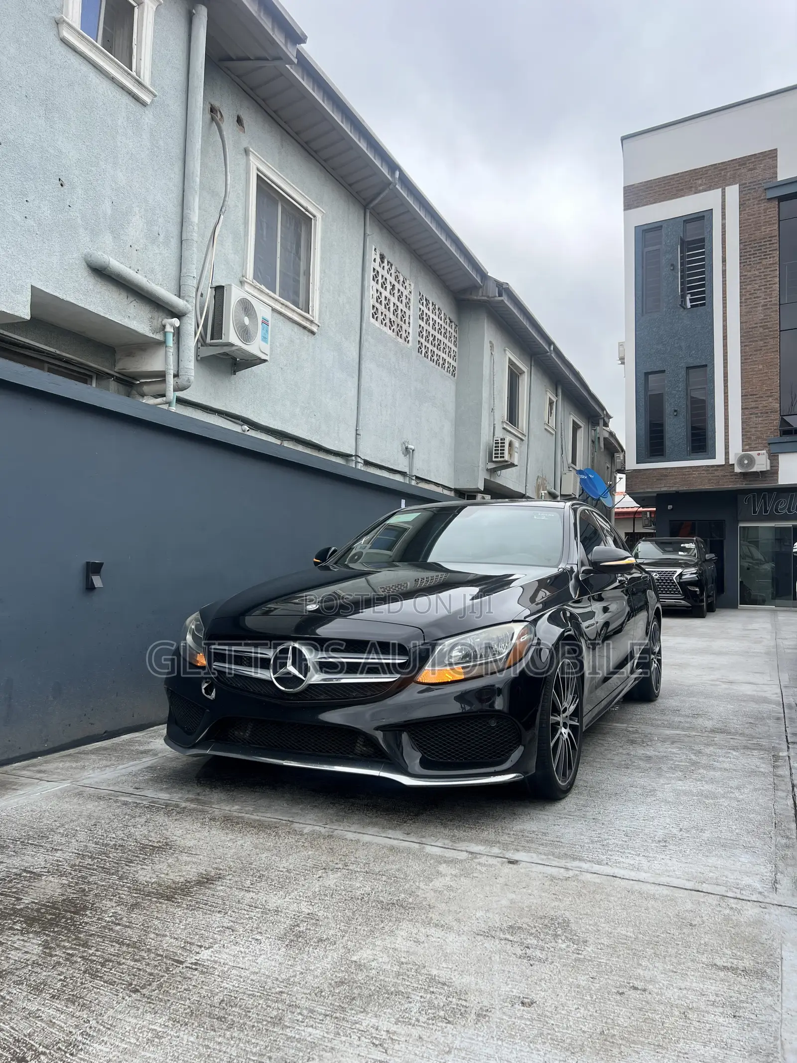 Mercedes-Benz C300 2015 Black