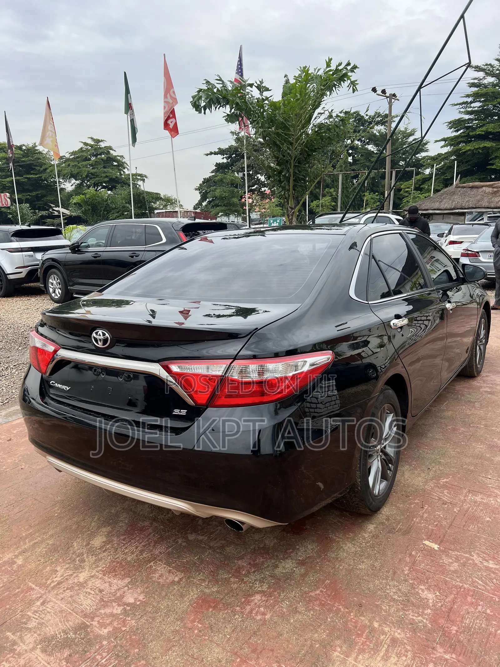 Toyota Camry 2016 Black