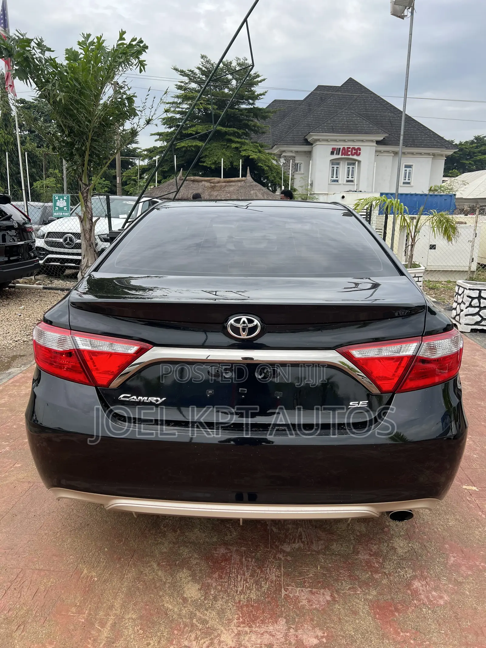 Toyota Camry 2016 Black