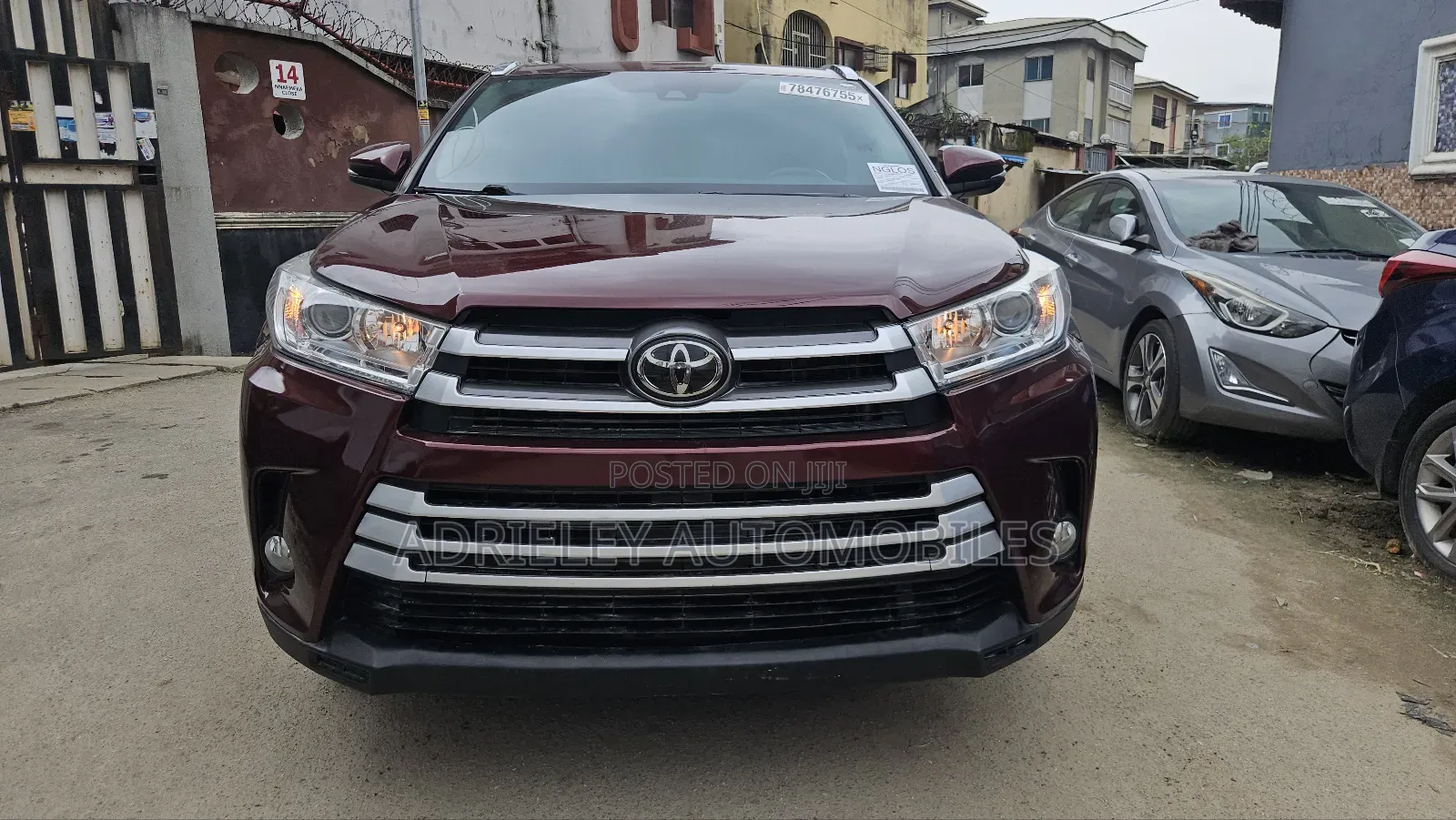 Toyota Highlander XLE AWD 2026 Burgundy