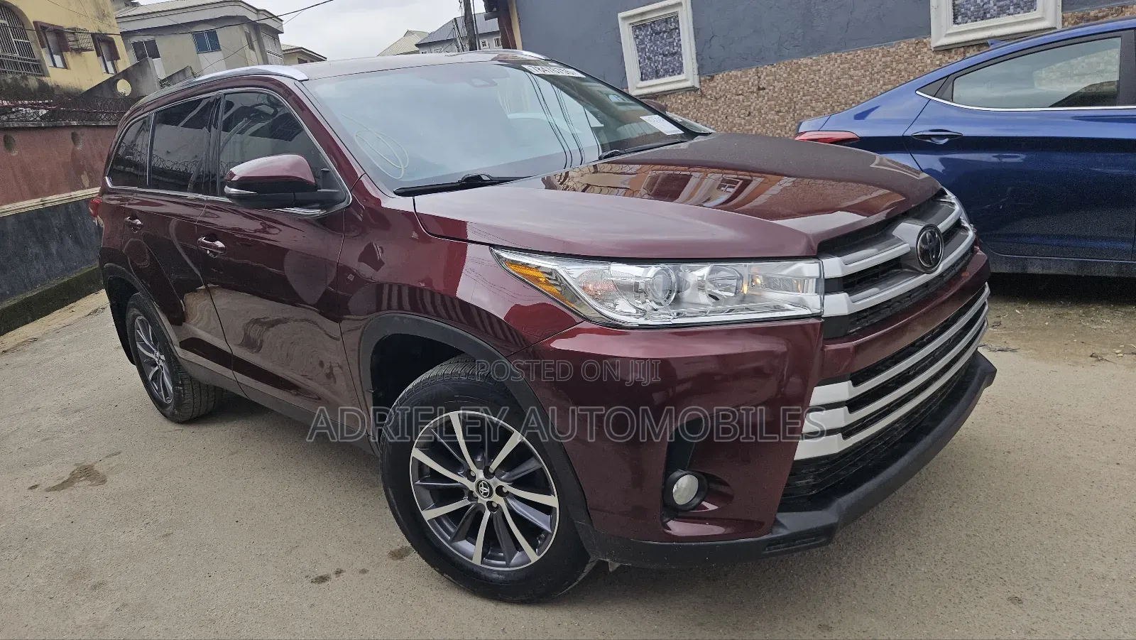 Toyota Highlander XLE AWD 2026 Burgundy