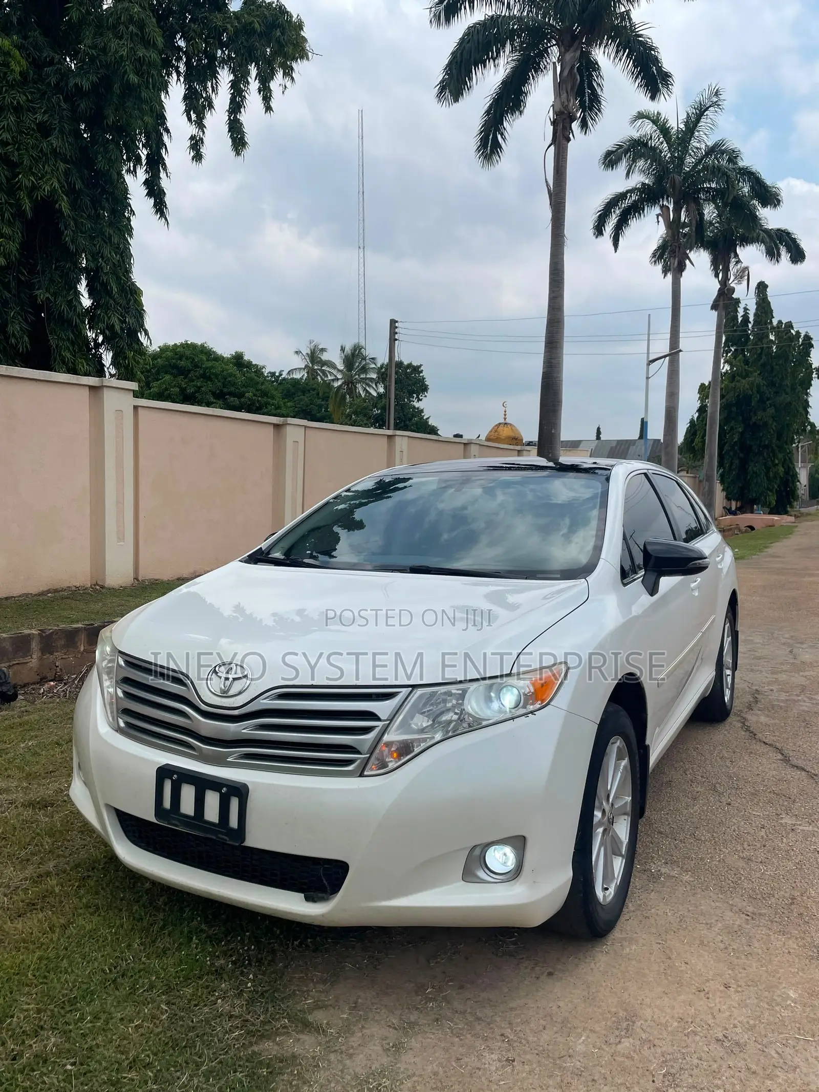 Toyota Venza XLE 2010 White