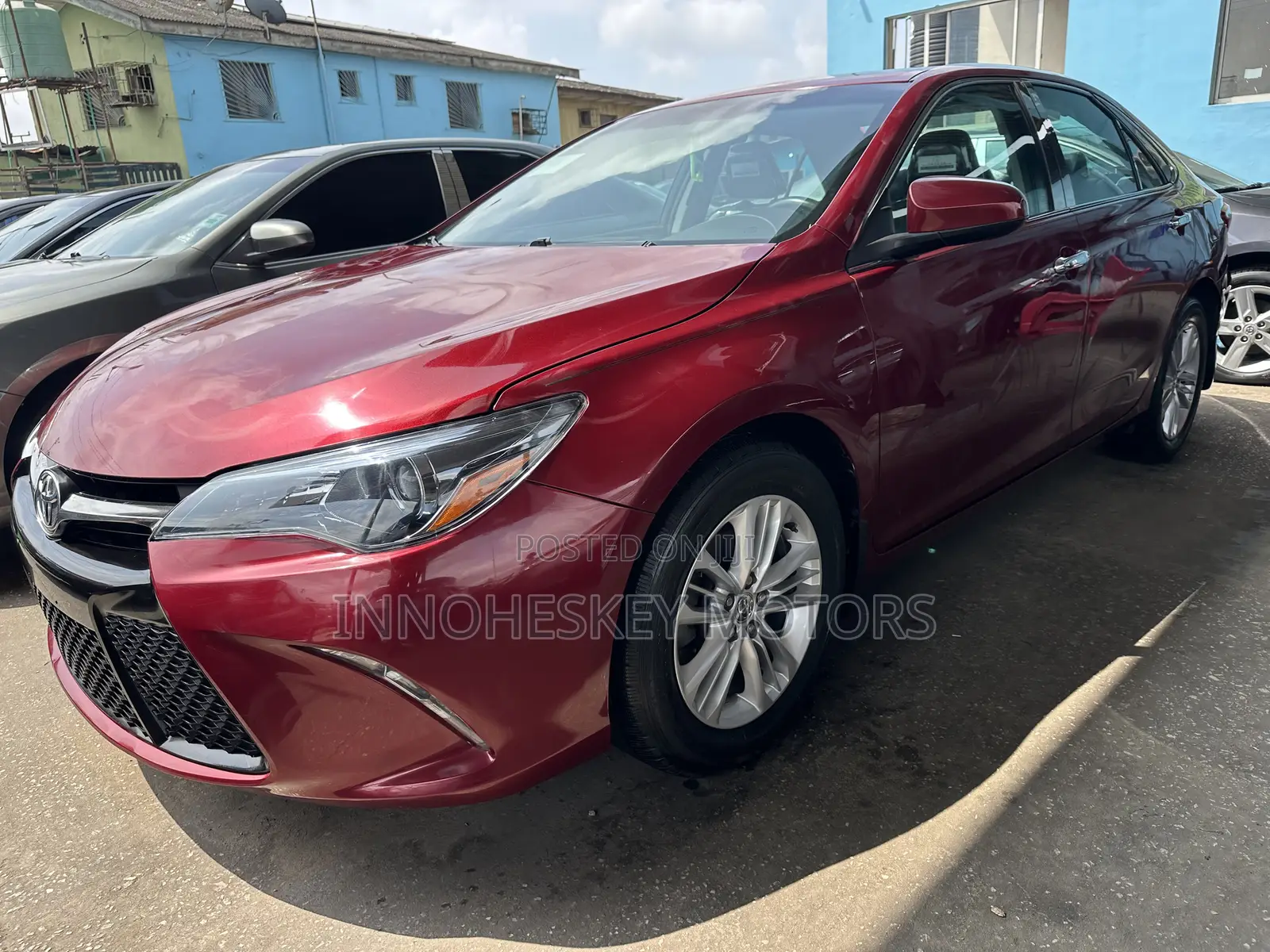 Toyota Camry SE 4dr Sedan (2.5L 4cyl 6A) 2017 Red