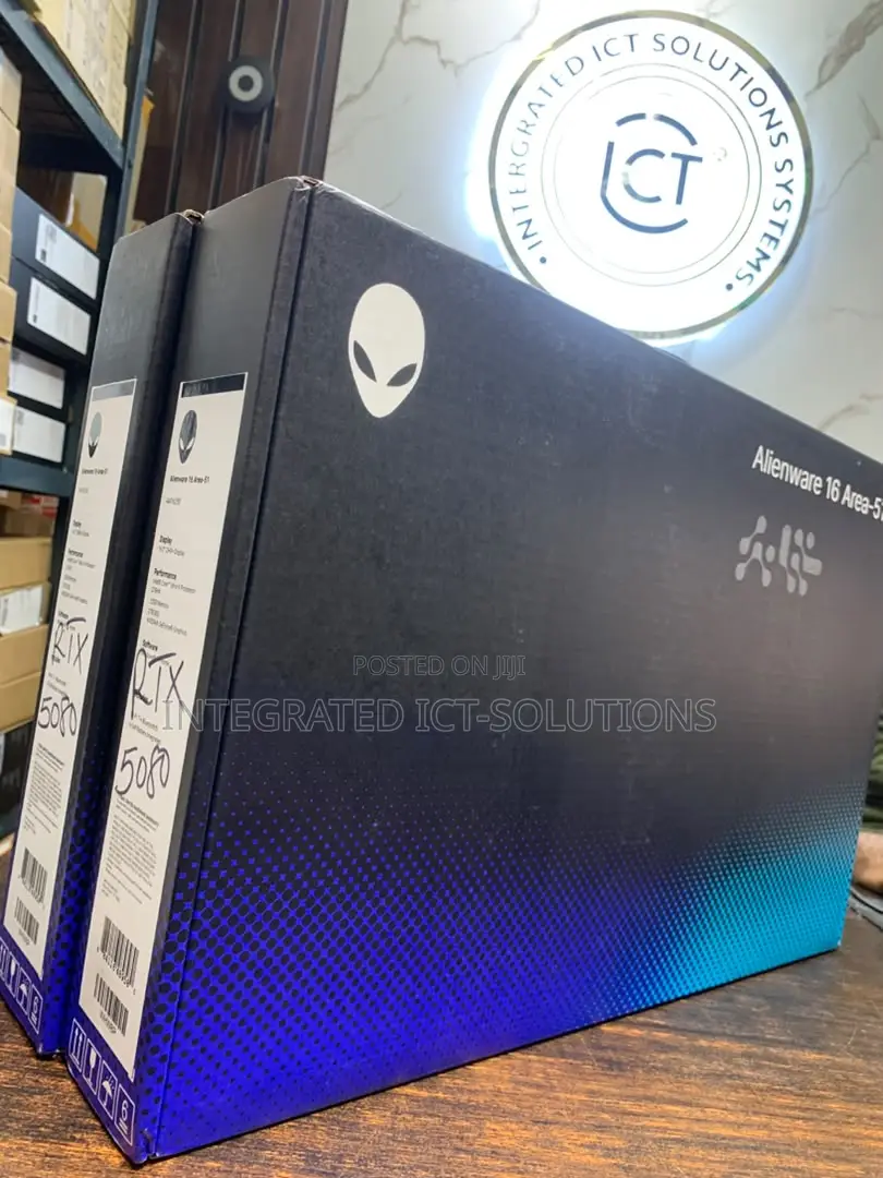 New Laptop Dell 32GB Intel Core Ultra 9 SSD 2T
