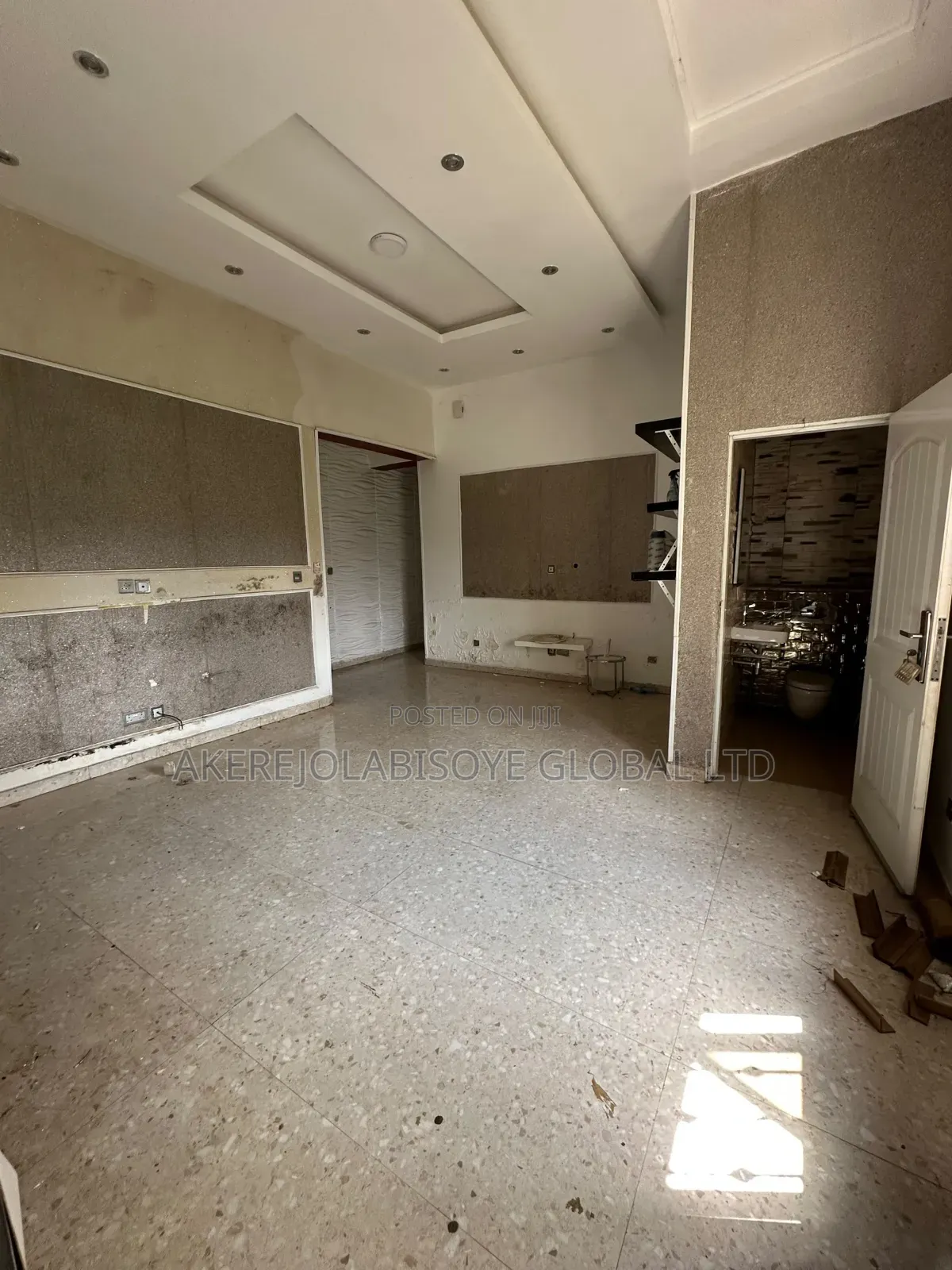 3bdrm Apartment in In An Estate Around for rent