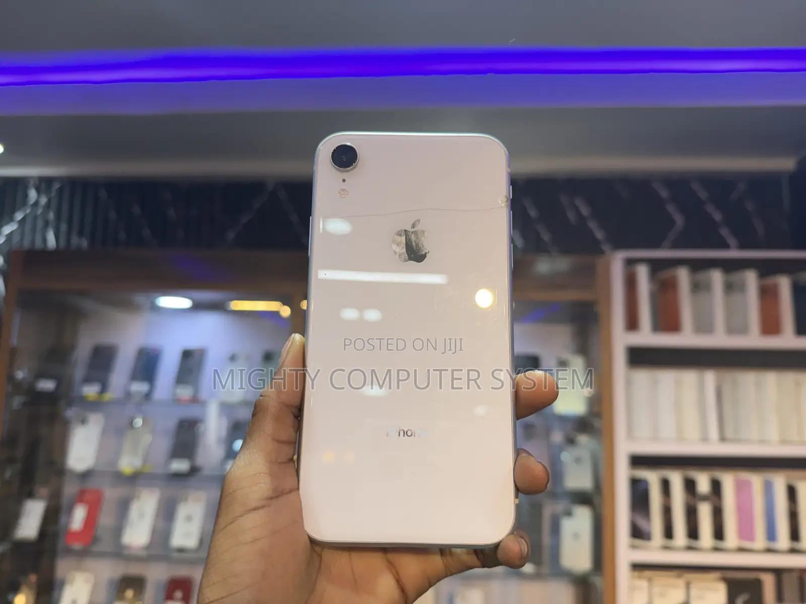 Apple iPhone XR 64 GB White
